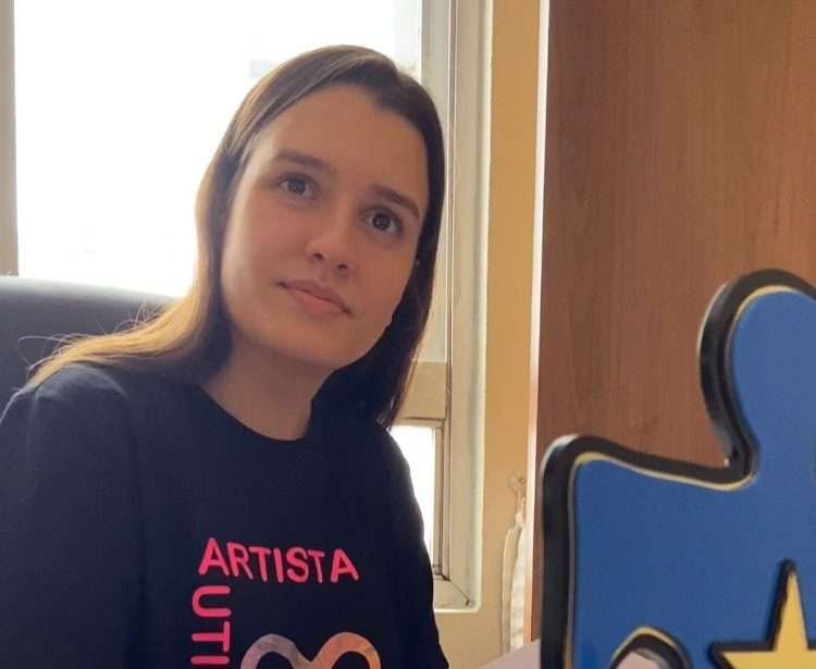 giovanna-cariry,-jovem-autista,-concorre-ao-premio-ibest-na-categoria-diversidade-e-inclusao